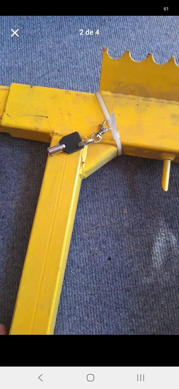 Traba de seguridad para auto Pitbull amarilla - 3