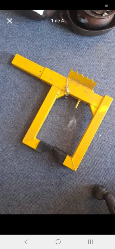 Traba de seguridad para auto Pitbull amarilla - miniatura 4