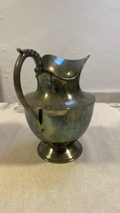 Jarra de plata vintage con diseño clásico - miniatura 2