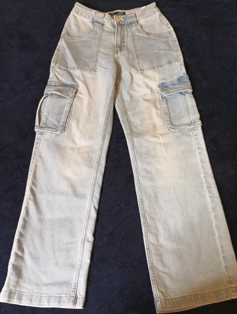 Pantalones cargo de mezclilla para mujer