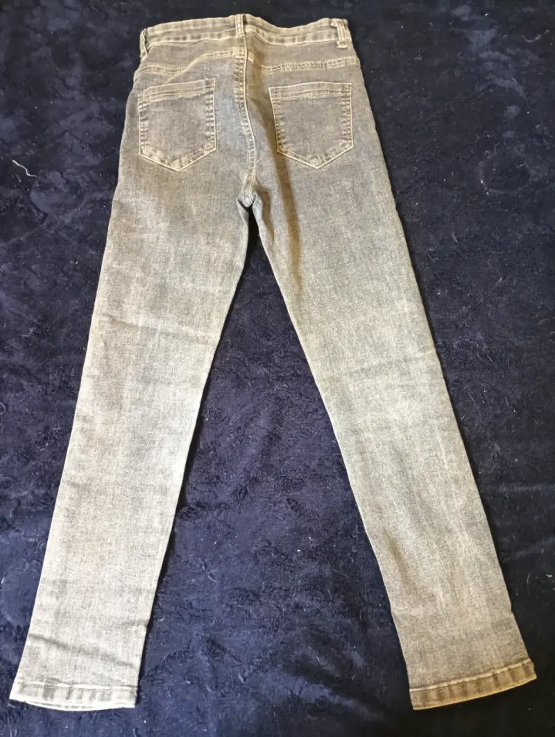 Jeans ajustados color gris claro - 2