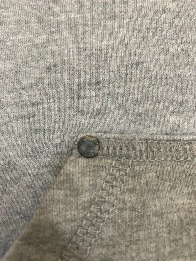 Polerón con capucha gris Calvin Klein estampado - miniatura 3