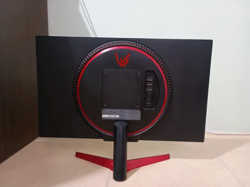 Monitor LG de 24 pulgadas para gaming - 4