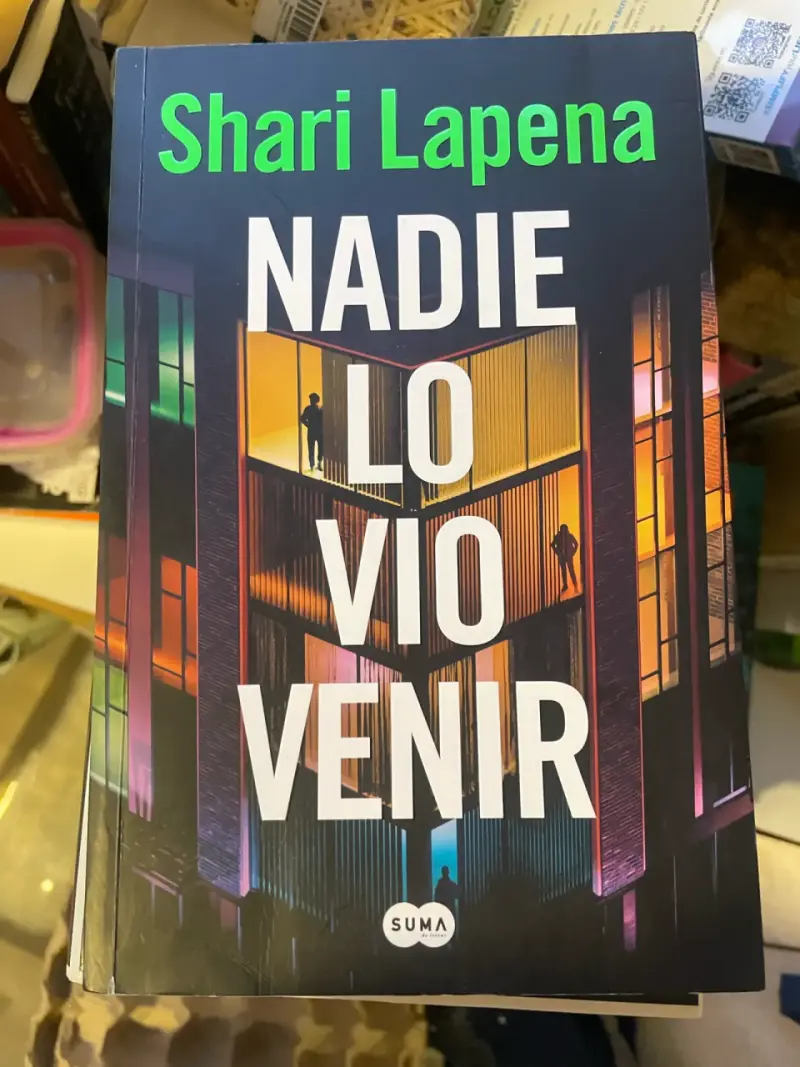 Libro 'Nadie Lo Vio Venir' de Shari Lapena