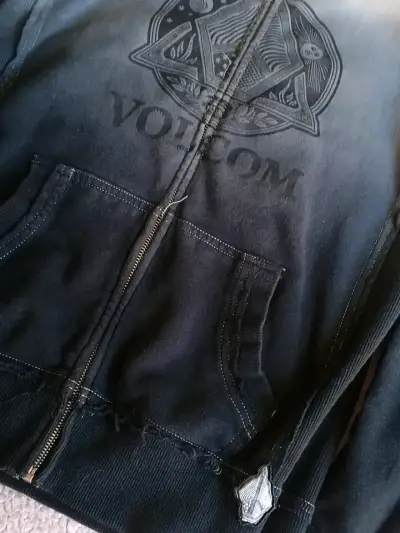Polerón Volcom y2k - miniatura 3