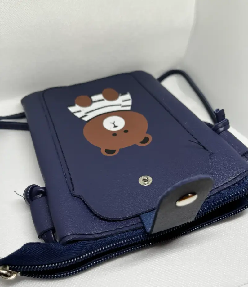 Bolso cruzado azul con oso Brown de Line - 5