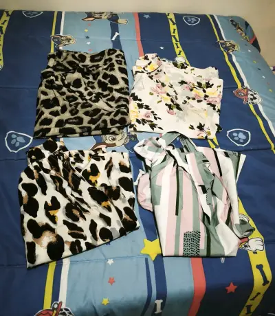 Lote de blusas estampadas para mujer - miniatura 2