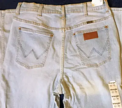 Jeans de mezclilla claros para hombre - miniatura 2