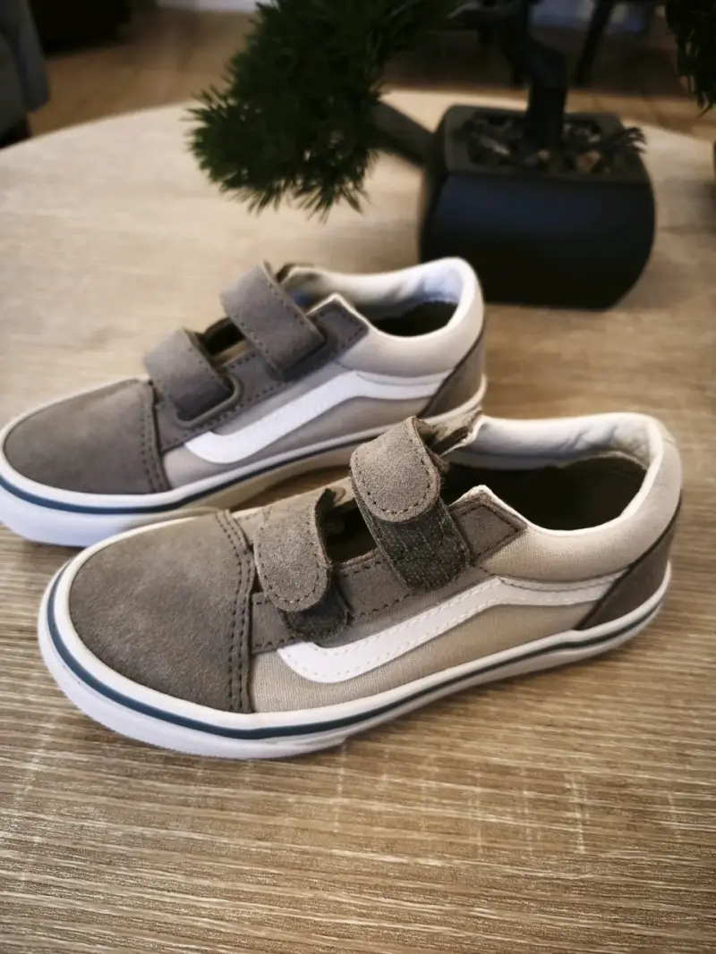 Zapatillas Vans grises  para niños talla 30