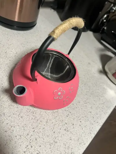 Tetera de hierro fundido rosa estilo japonés - miniatura 5