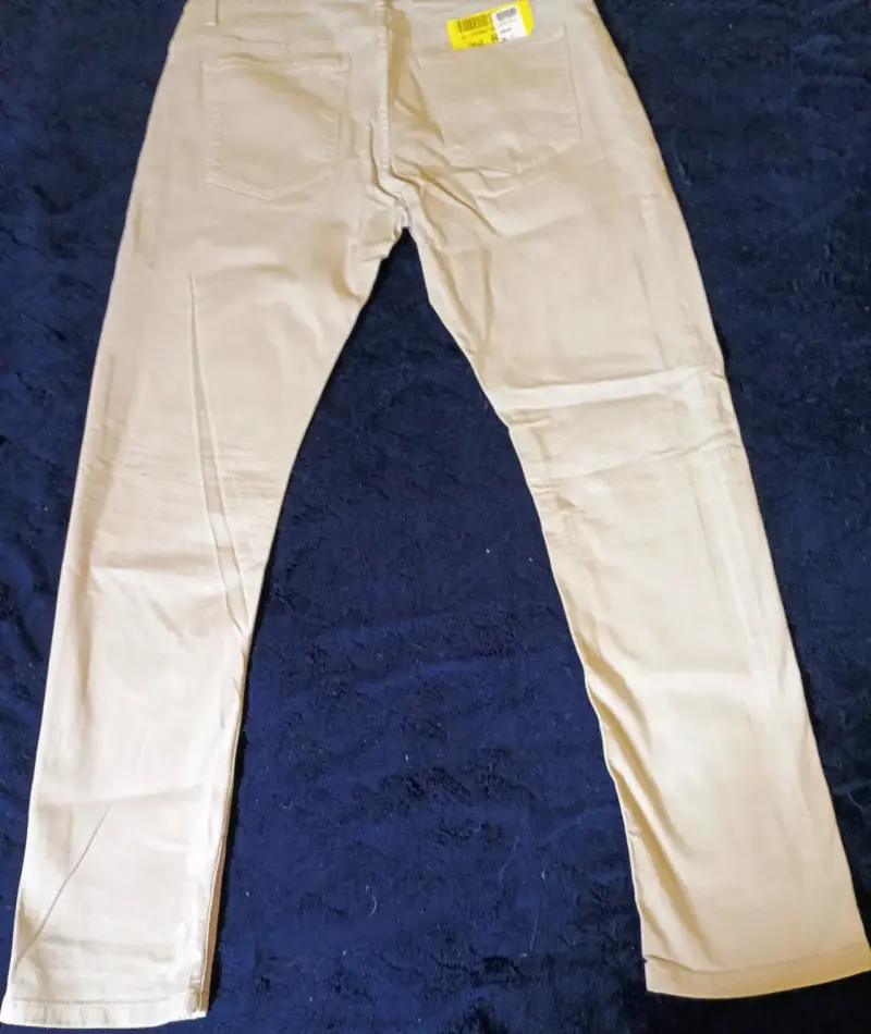 Pantalones beige Wrangler para hombre - 4