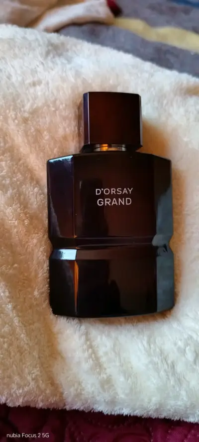 Perfumes Dama y varón - miniatura 4