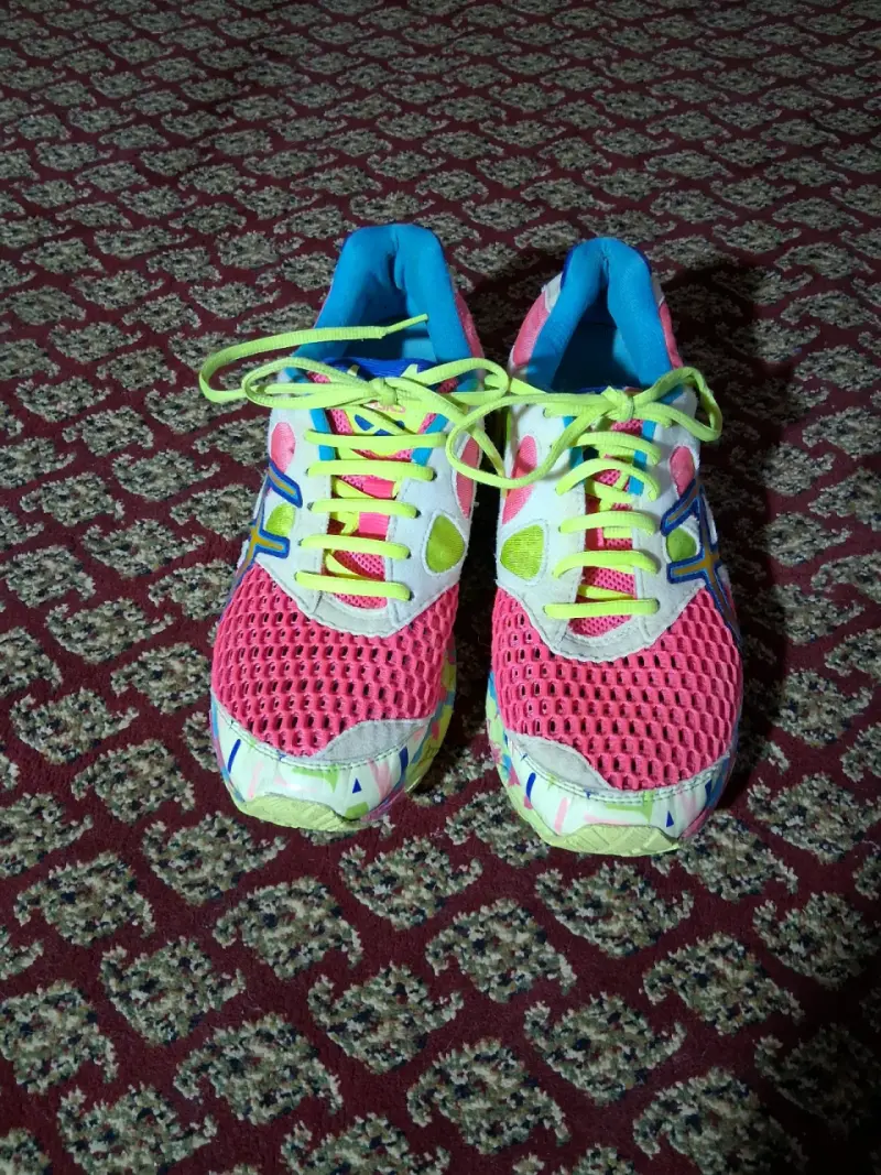 Zapatillas en buen estado para mujer - 3