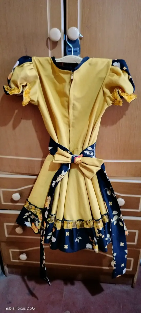 Vestido de huasa talla 10 - 2