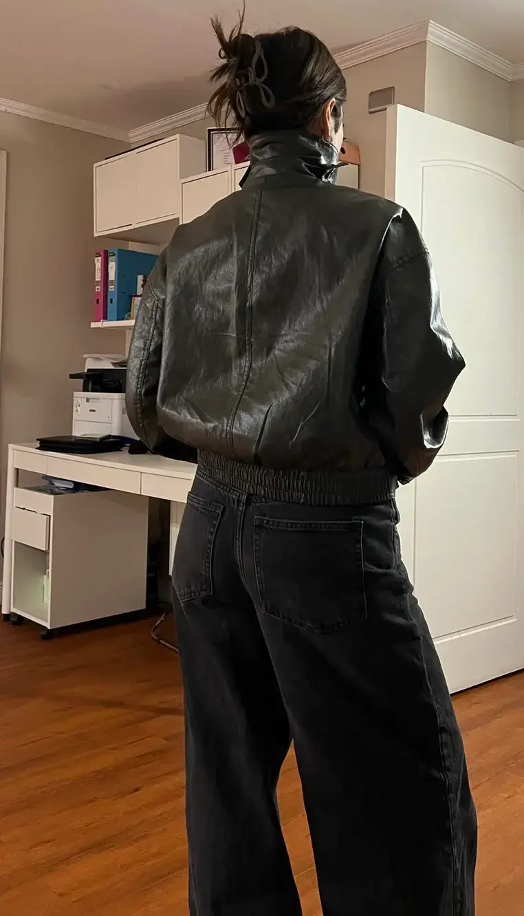 Chaqueta de cuero sintético verde  estilo moderno - 2