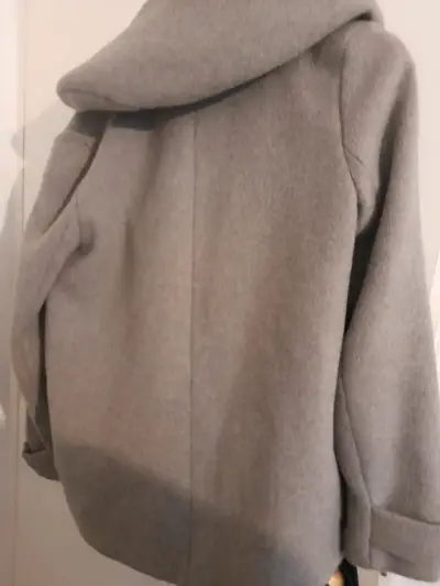 Abrigo gris con cuello alto Zara Basic - miniatura 2