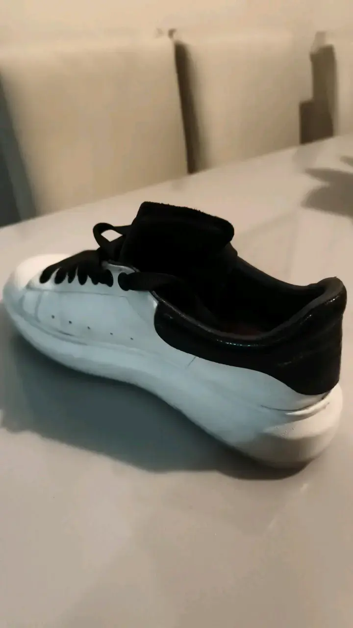 Zapatillas blancas Alexander McQueen USADAS - 4