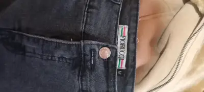 Falda de mezclilla negra Fiorucci talla M (44) - miniatura 3