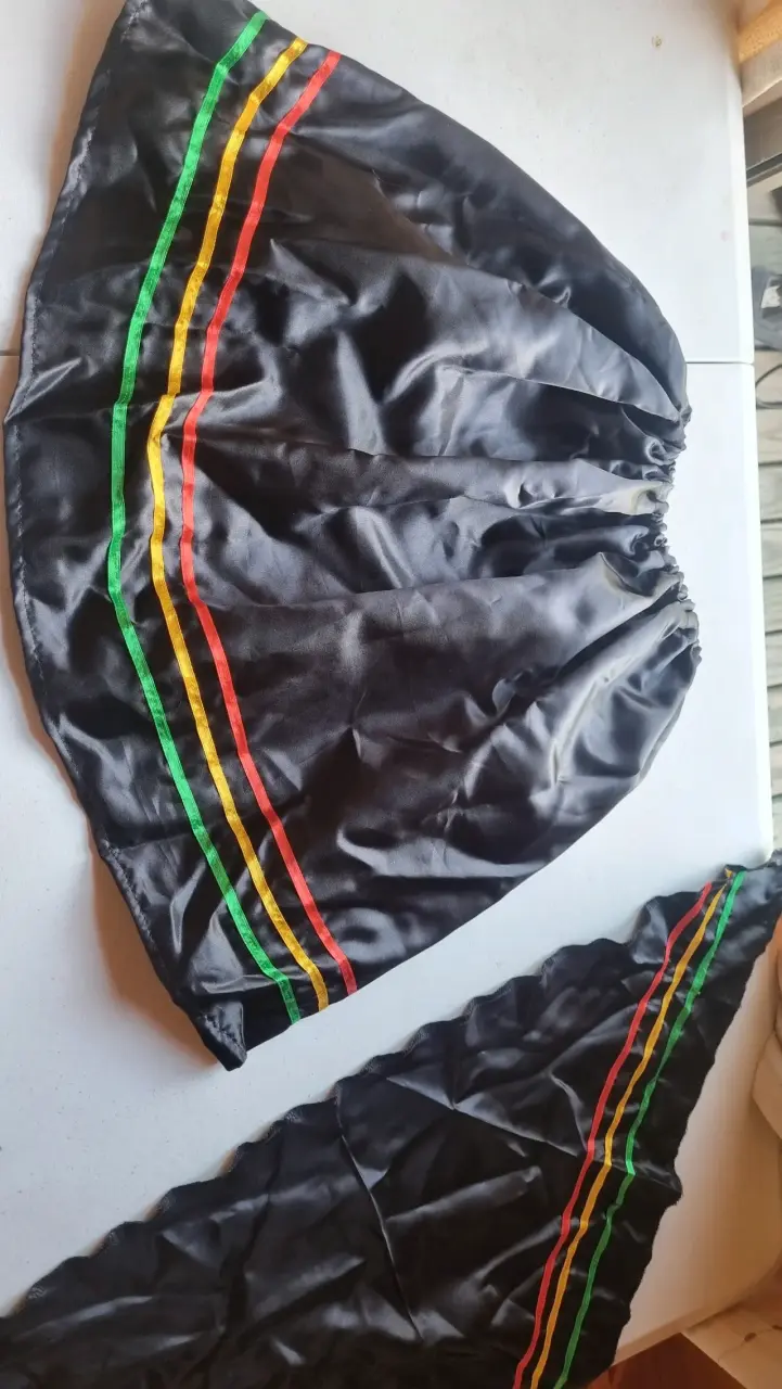 Falda negra con detalles coloridos para danza - 2