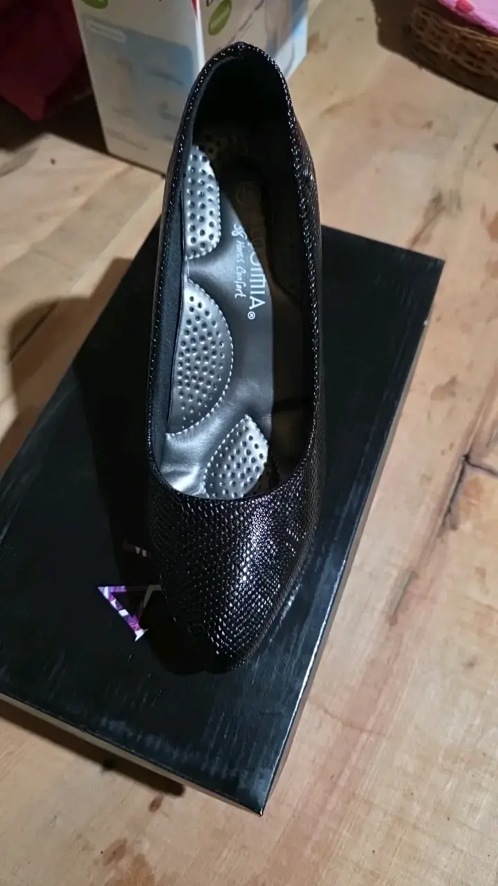 Zapatos de Tacón Negro Alquimia Elegantes - 2