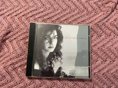 CD de música Gloria Estefan - Cuts Both Ways - miniatura 1