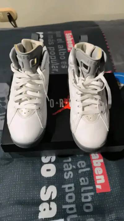 Zapatillas deportivas blancas Nike Air Jordan - miniatura 1