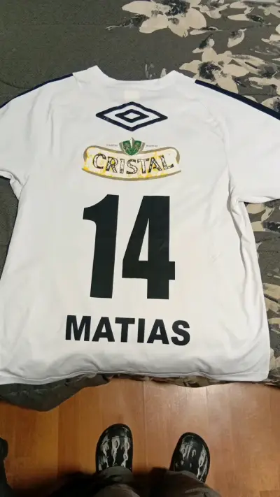 Camiseta Colo-Colo Umbro blanca con número 14 - miniatura 2