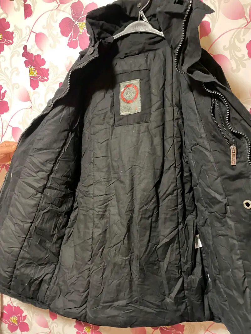 Chaqueta negra Yakuza con capucha talla L - 2