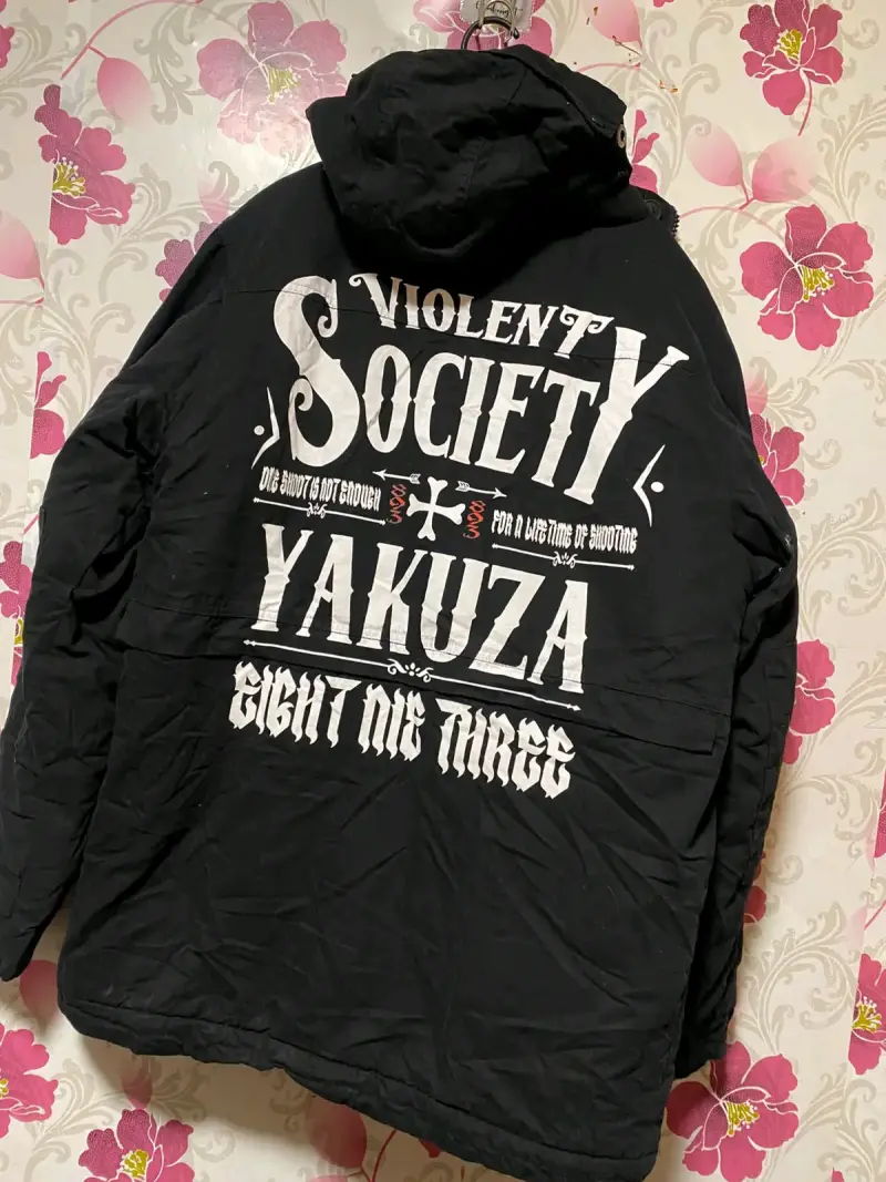 Chaqueta negra Yakuza con capucha talla L - 3