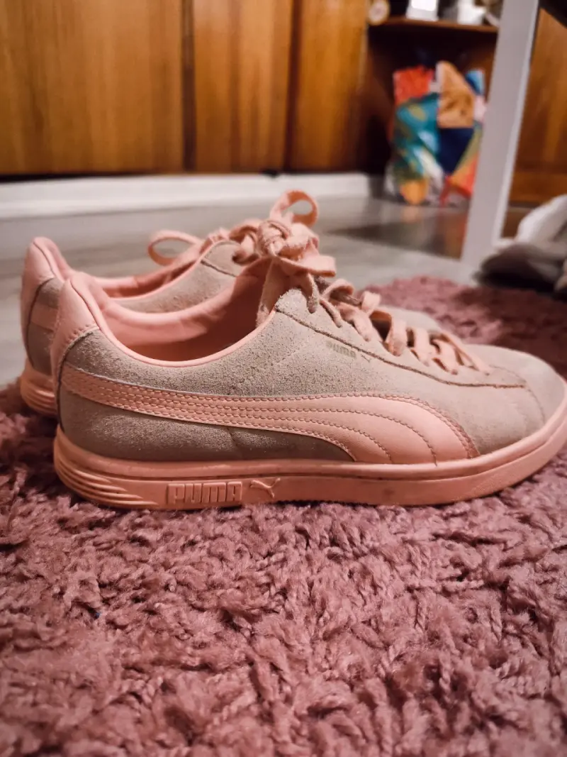 Zapatillas rosas Puma para mujer - 1