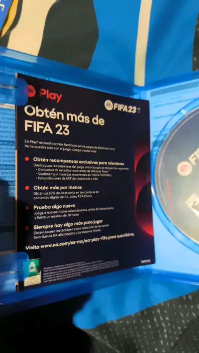 Videojuego FIFA 23 para PS4 en buen estado - miniatura 3