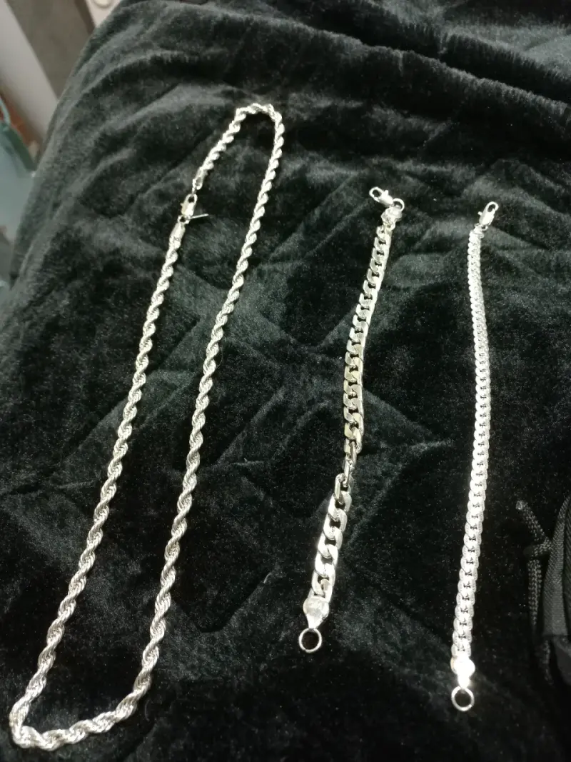 Set de cadenas y pulseras de plata