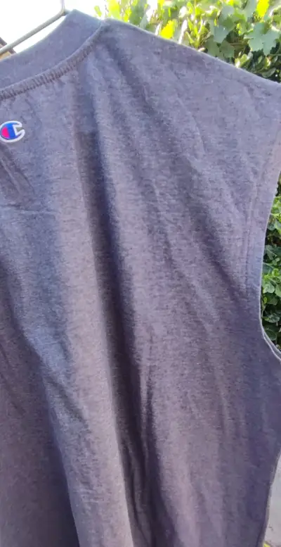 Polera sin mangas Champion Nuevas - miniatura 3