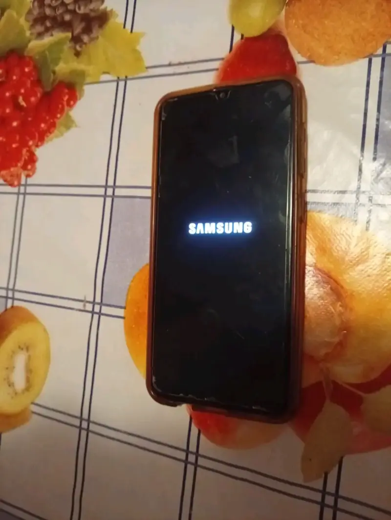 Samsung Galaxy A20 en buen estado - 3