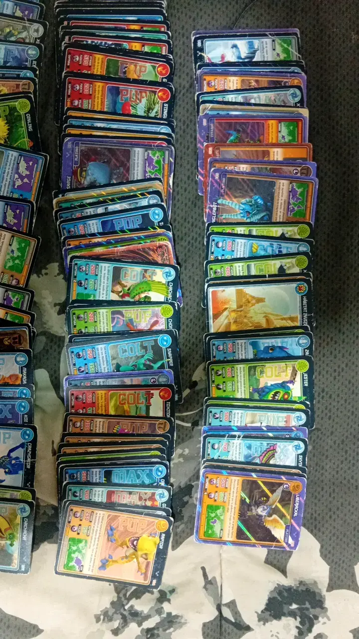 Colección de cartas de juego de estrategia - 2