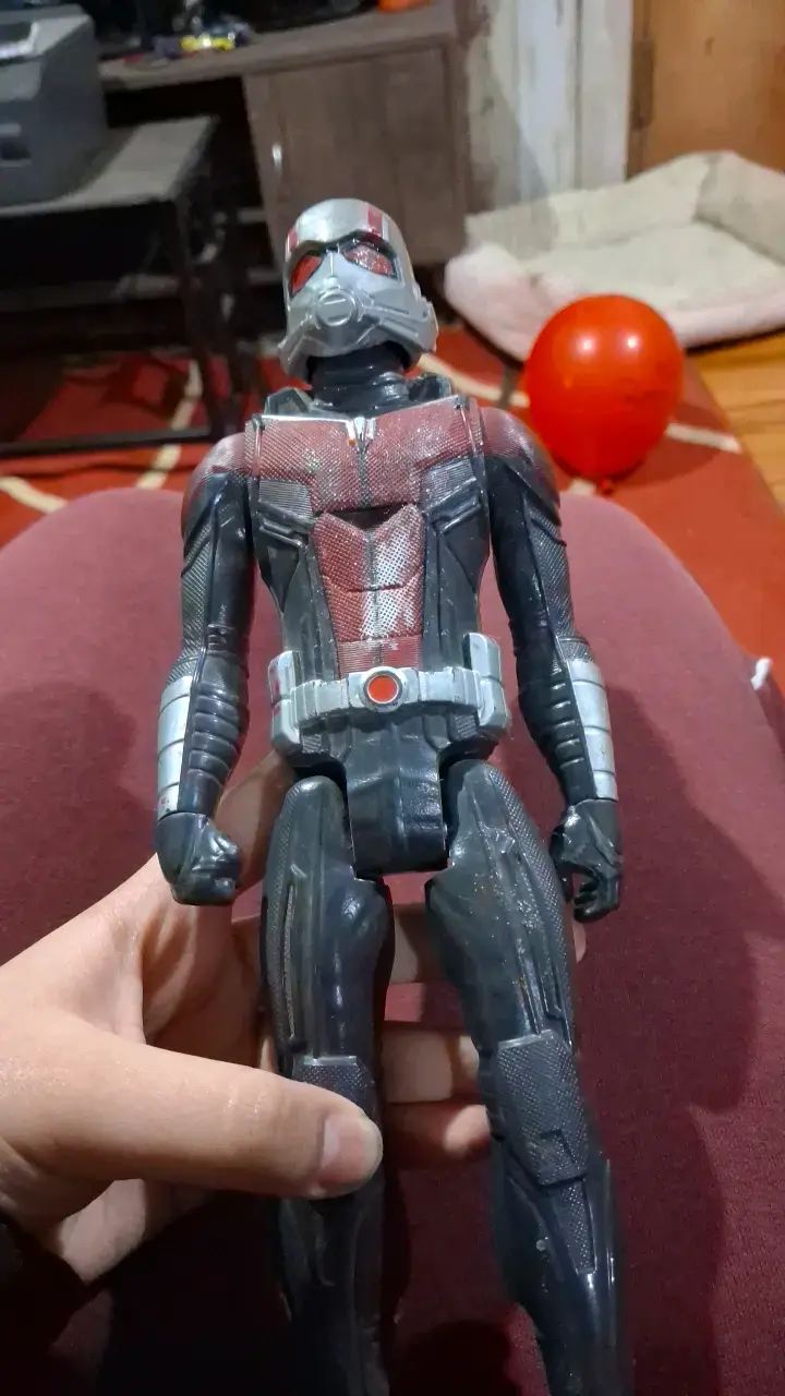 Figuras de acción de superhéroes - 4