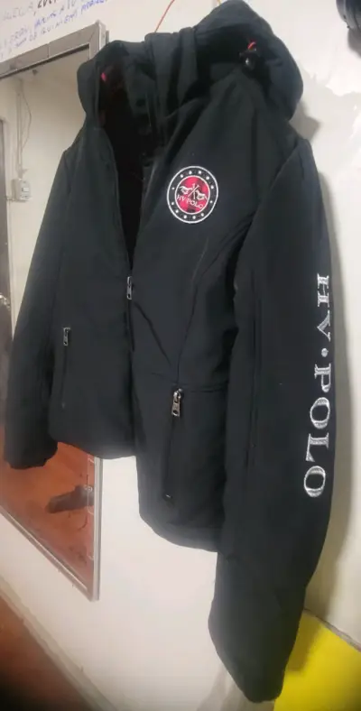 Chaqueta negra HV Polo con capucha - miniatura 1