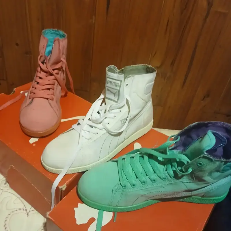 Zapatillas altas Puma en colores variados
