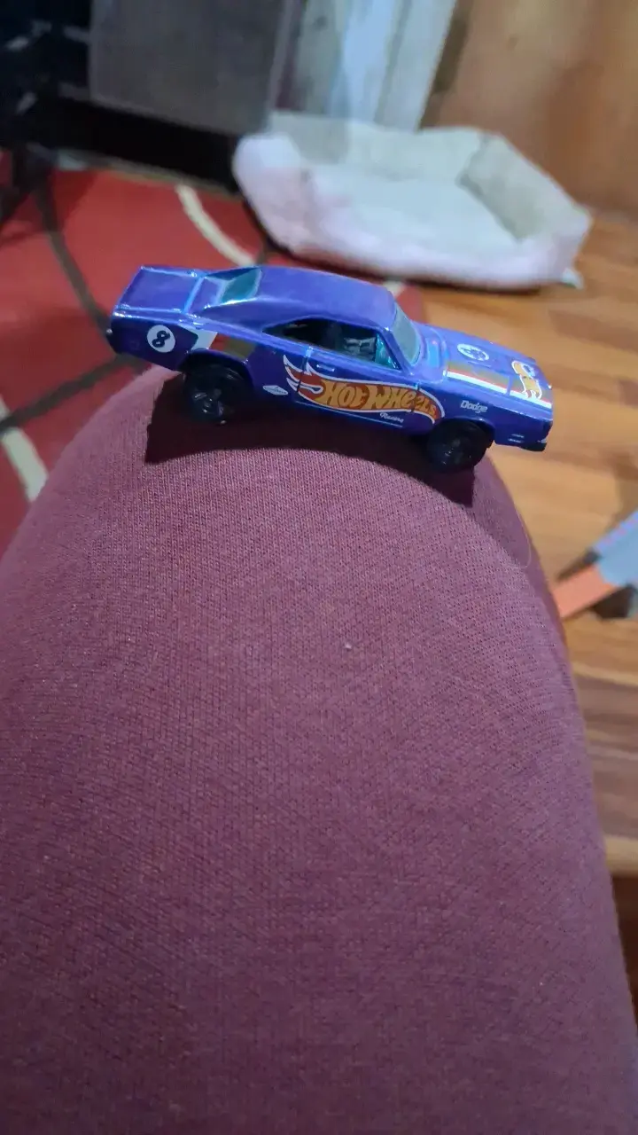 Autos hot wheels - 6