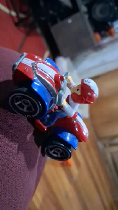 Set de autos de juguete Cars y Paw Patrol - miniatura 3