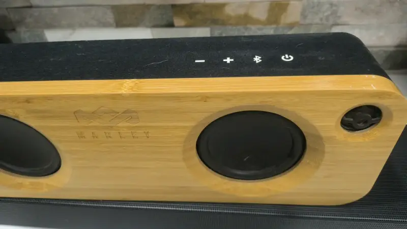 Parlante Bluetooth Marley de madera - 4