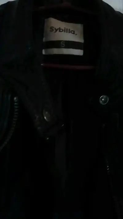 Chaqueta de cuero negra Sybilla para mujer - miniatura 3