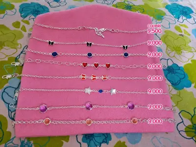 Cadenas de mujer elegantes en plata - miniatura 5