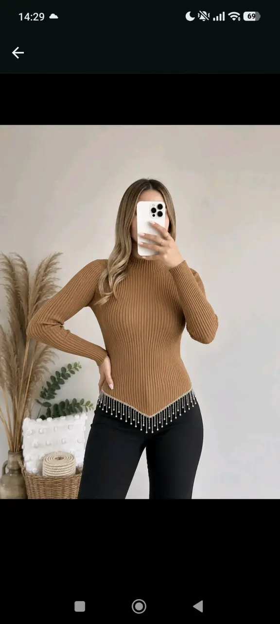 Suéter ajustado con detalles de perlas - 2