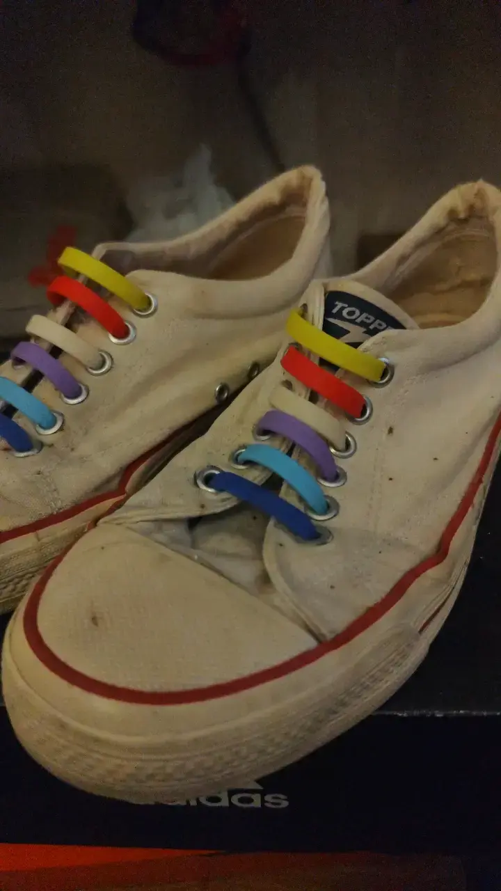 Zapatillas Topper blancas con cordones de colores