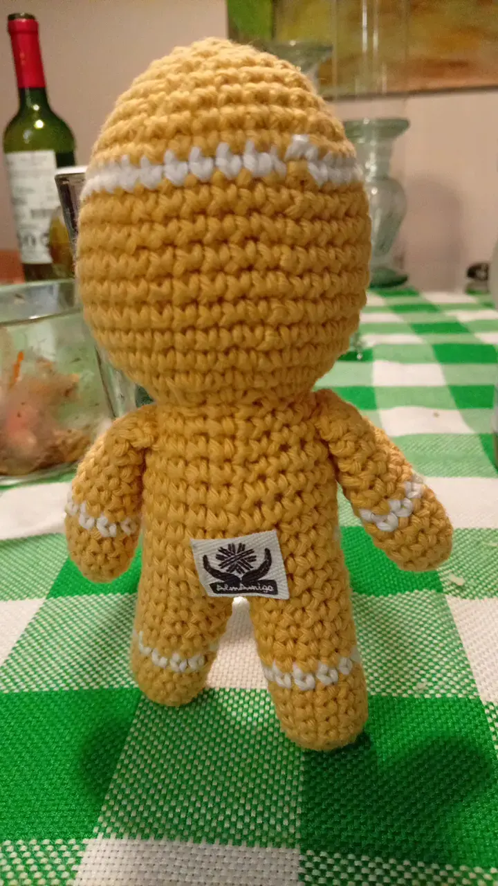 Muñeco tejido a crochet estilo galleta de jengibre - 2