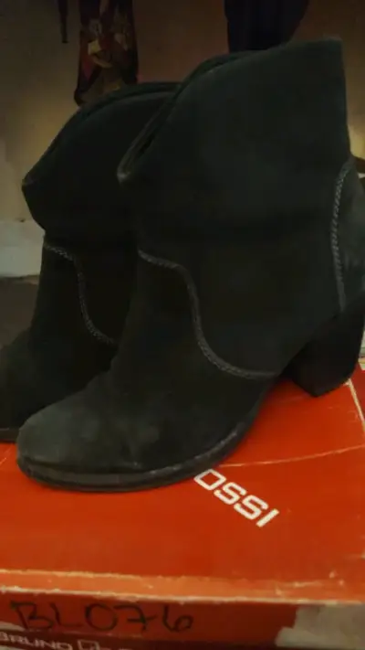 Botines de gamuza negro Bruno Rossi - miniatura 1