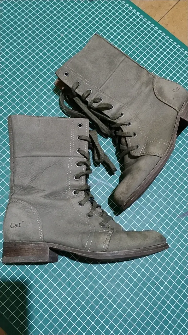 Botas de cuero Cat con cordones - 1