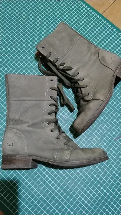 Botas de cuero Cat con cordones - miniatura 1