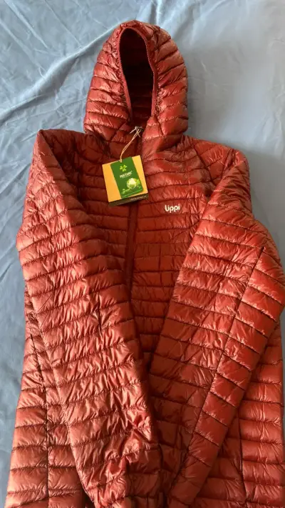 Chaqueta acolchada roja con capucha Uppi - miniatura 1